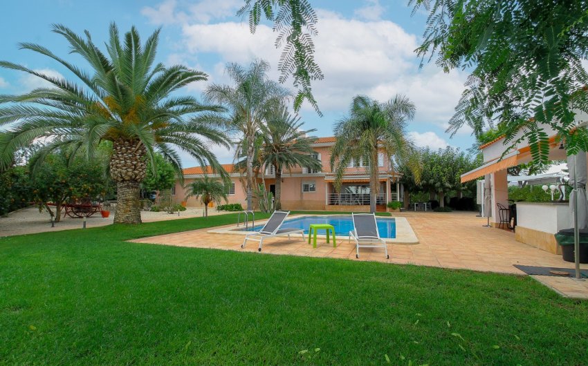 Herverkoop - Villa -
San Vicente del Raspeig