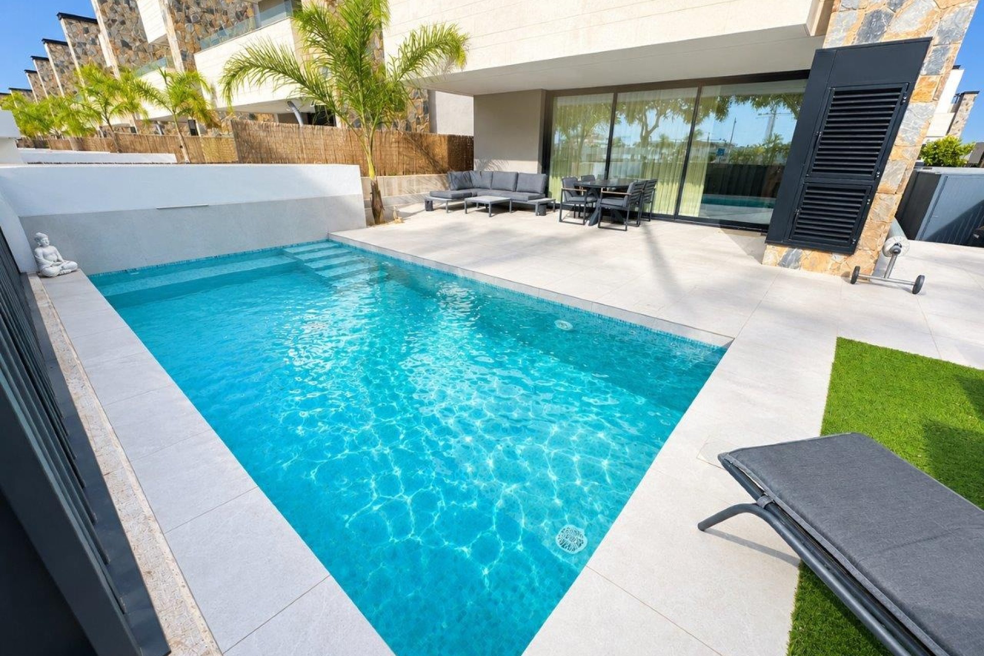 Herverkoop - Villa -
Santa Rosalia Resort - Inland