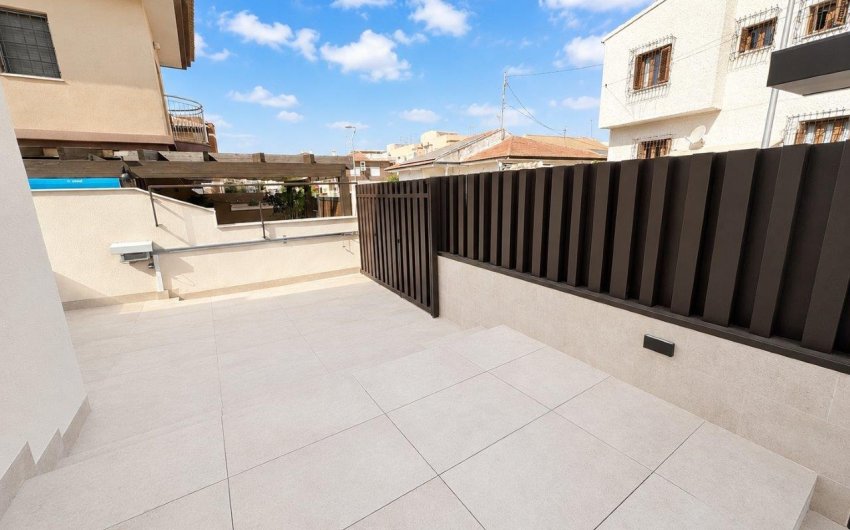 Herverkoop - Villa -
Santiago de la Ribera - Costa Calida