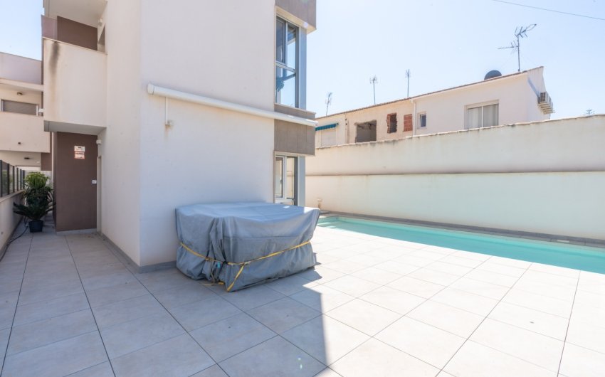 Herverkoop - Villa -
Santiago de la Ribera - Zona de la playa