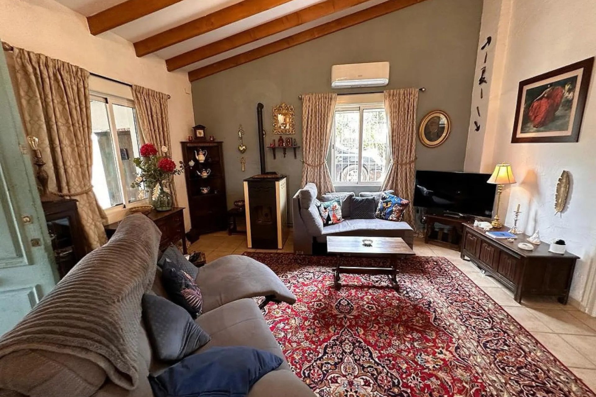 Herverkoop - Villa -
Sax