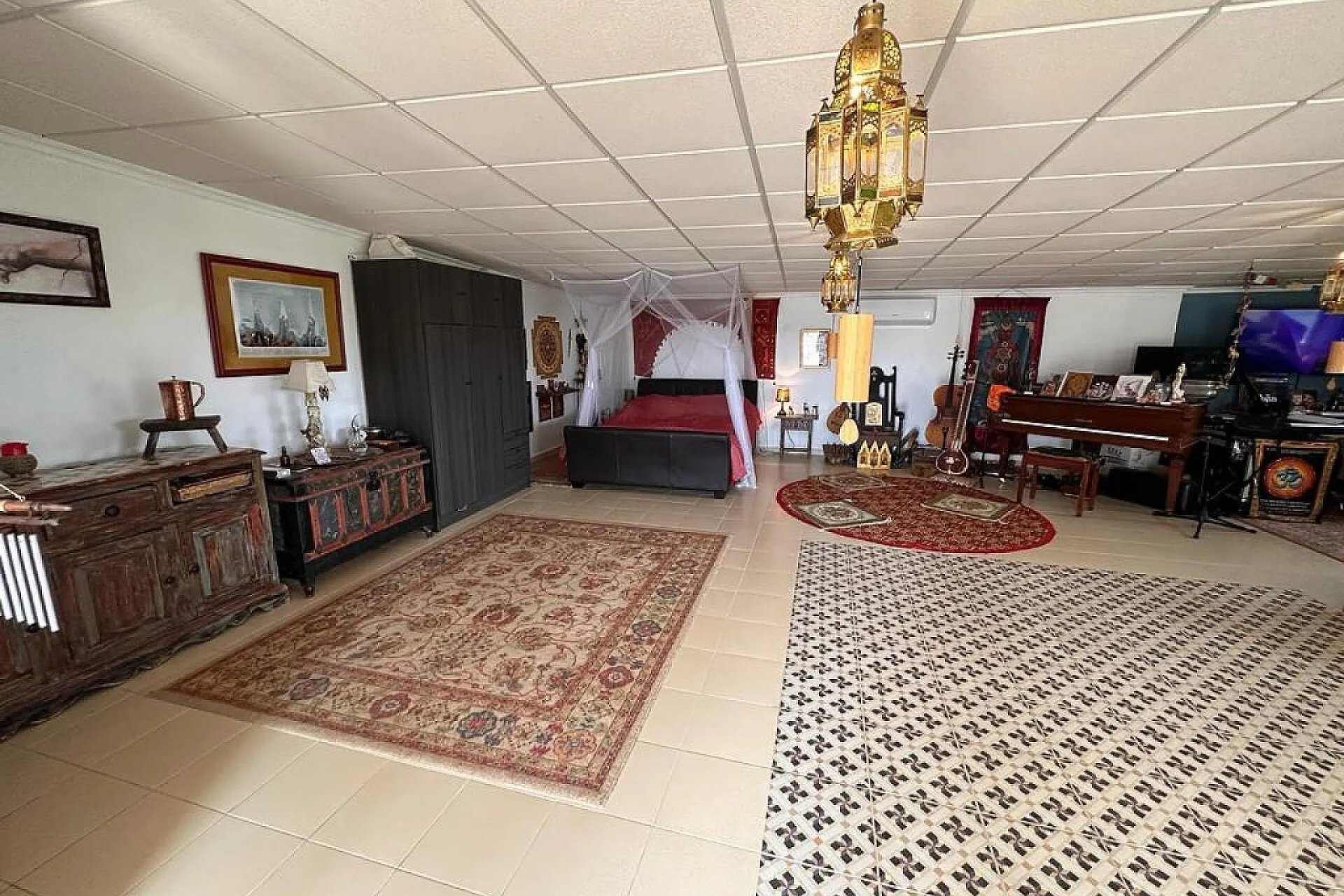 Herverkoop - Villa -
Sax