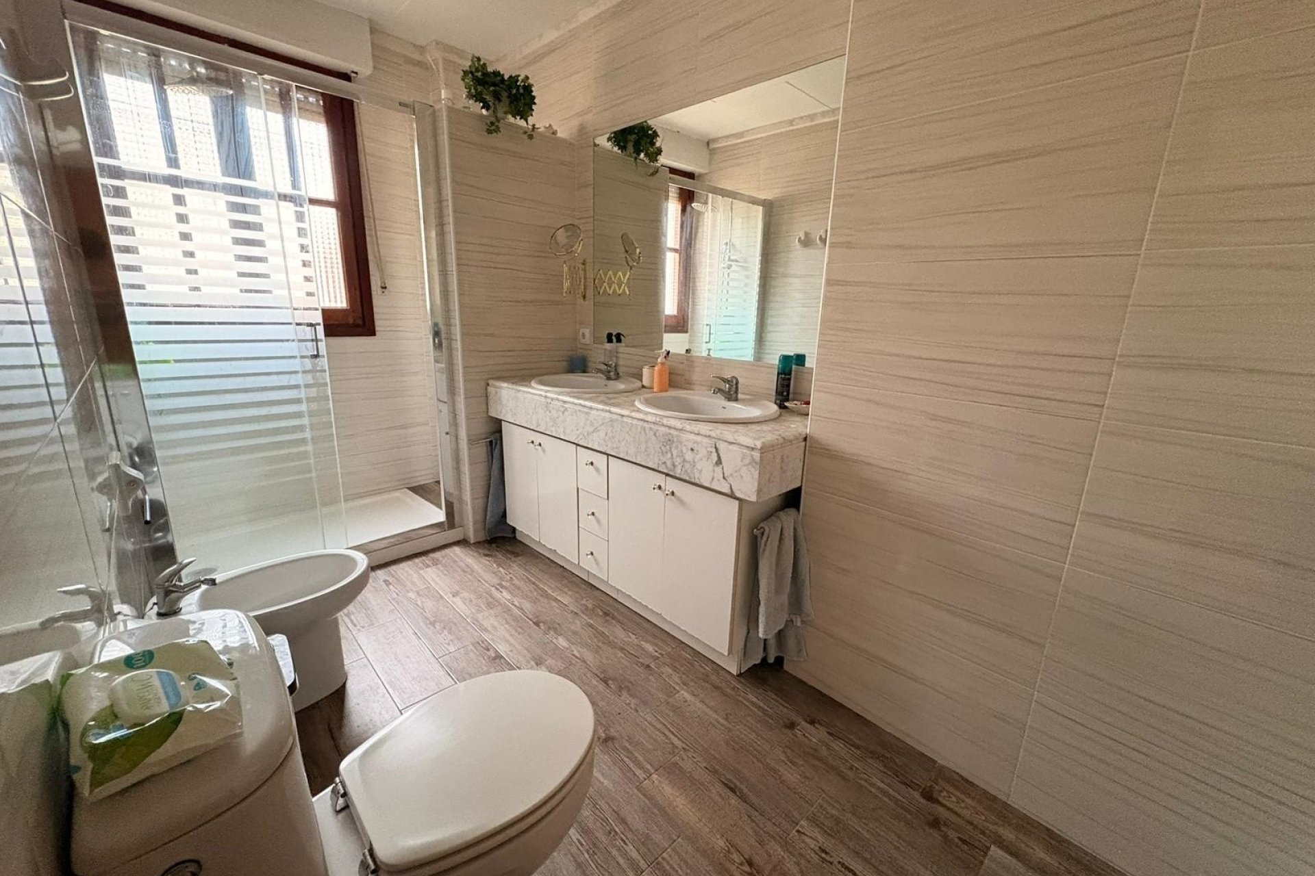 Herverkoop - Villa -
Sax