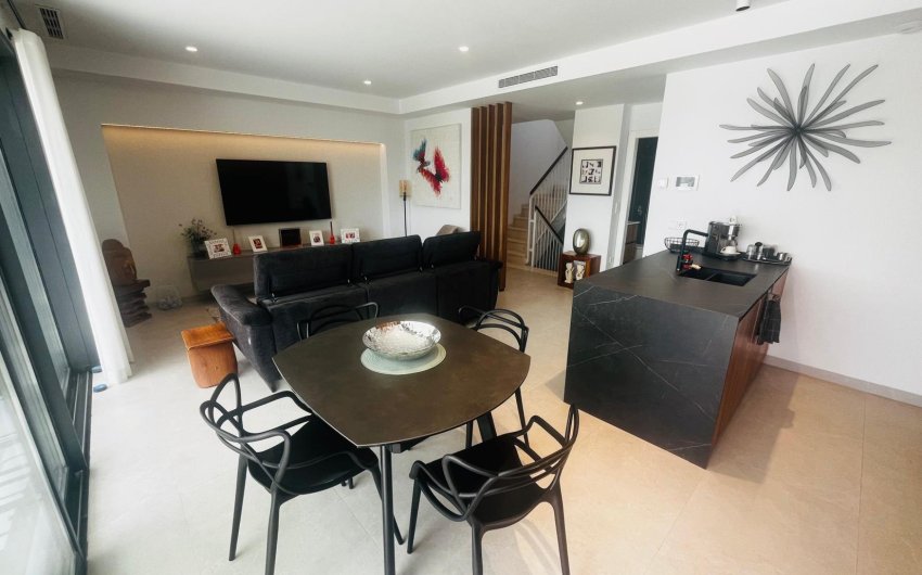 Herverkoop - Villa -
Torre Pacheco - Inland