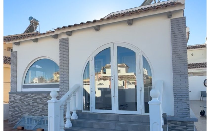 Herverkoop - Villa -
Torre Pacheco - Sierra Golf