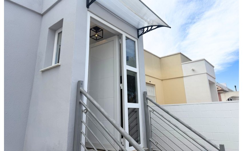 Herverkoop - Villa -
Torre Pacheco - Sierra Golf