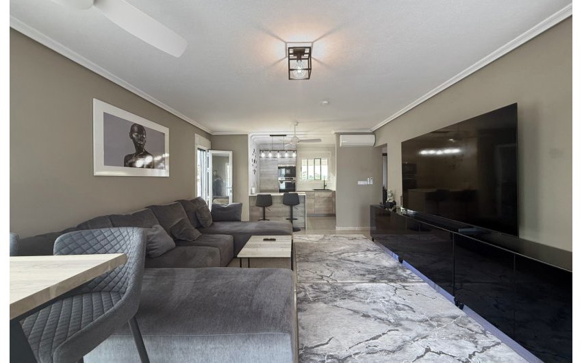 Herverkoop - Villa -
Torre Pacheco - Sierra Golf