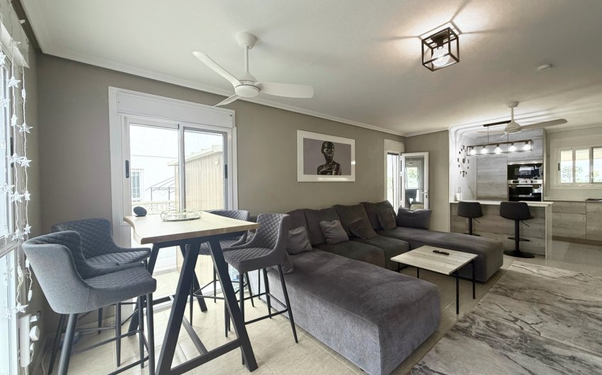 Herverkoop - Villa -
Torre Pacheco - Sierra Golf