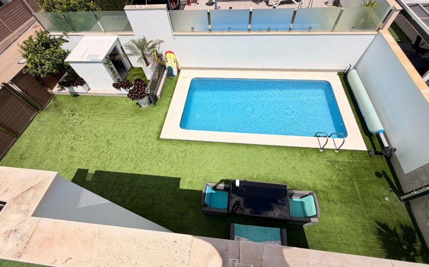 Herverkoop - Villa -
Torrevieja - Aguas Nuevas