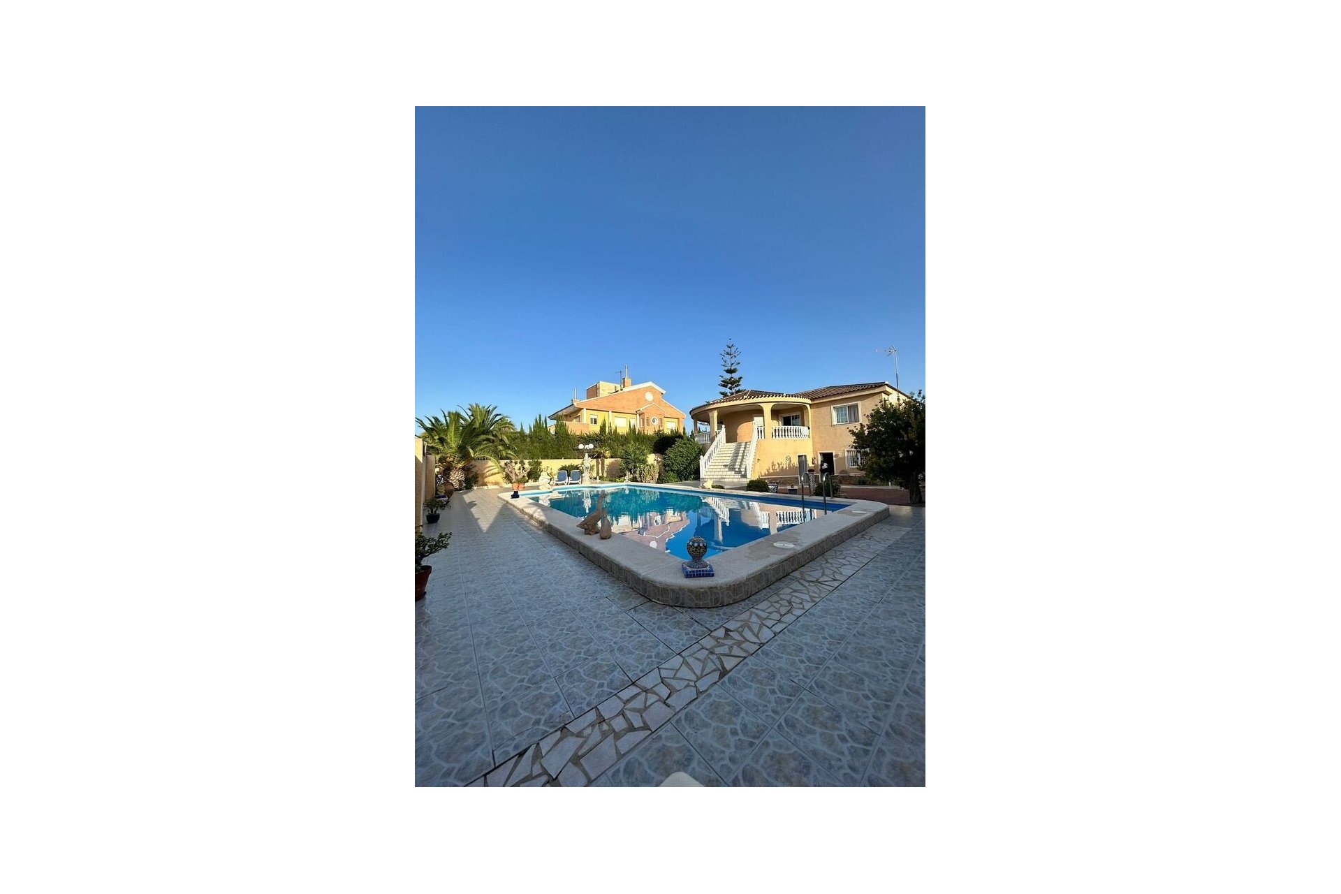 Herverkoop - Villa -
Torrevieja - Aguas Nuevas
