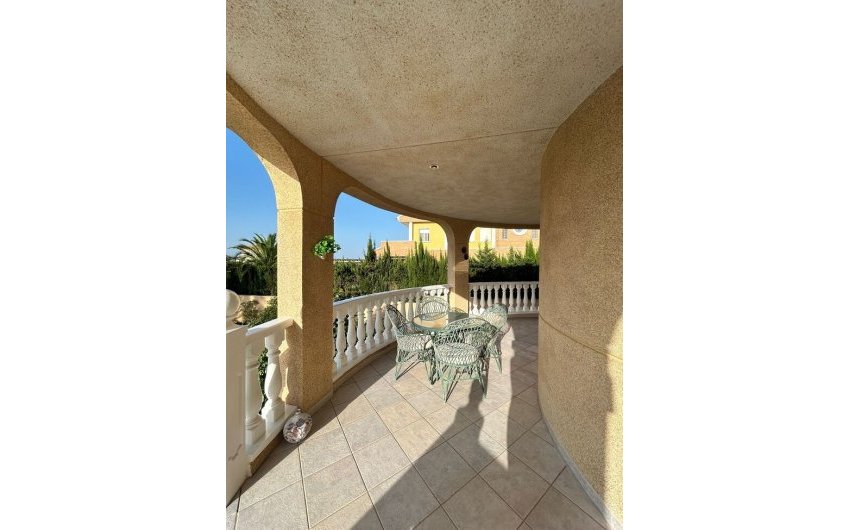 Herverkoop - Villa -
Torrevieja - Aguas Nuevas