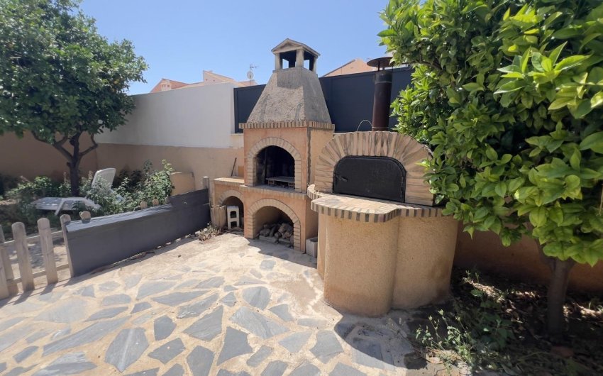 Herverkoop - Villa -
Torrevieja - Aguas Nuevas