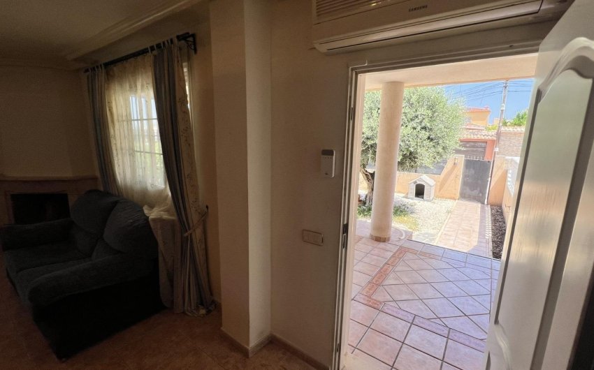 Herverkoop - Villa -
Torrevieja - Aguas Nuevas