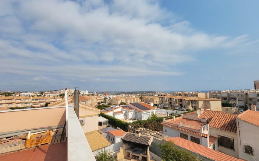 Herverkoop - Villa -
Torrevieja - Aguas Nuevas