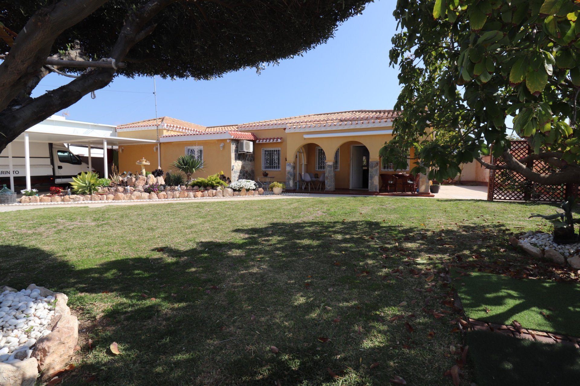 Herverkoop - Villa -
Torrevieja - Chaparral