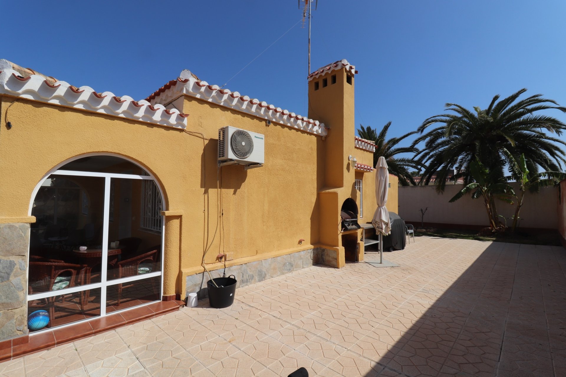 Herverkoop - Villa -
Torrevieja - Chaparral