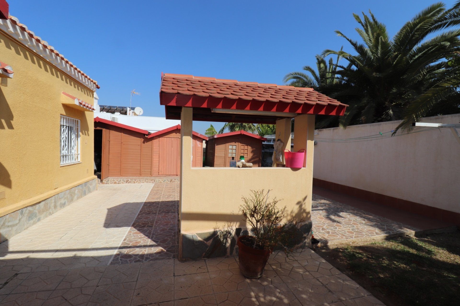 Herverkoop - Villa -
Torrevieja - Chaparral