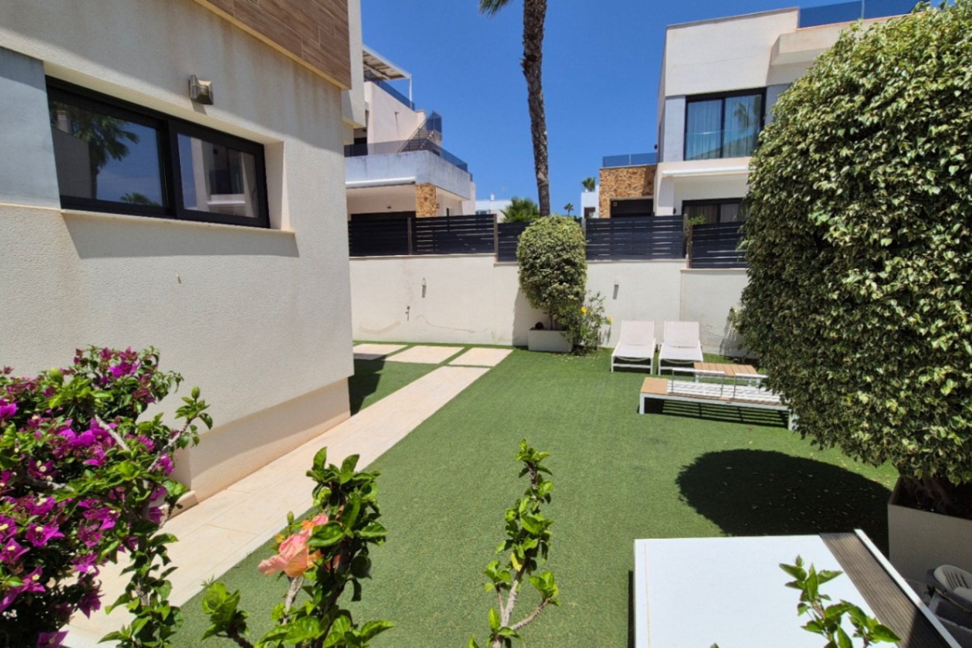 Herverkoop - Villa -
Torrevieja - Costa Blanca Sur