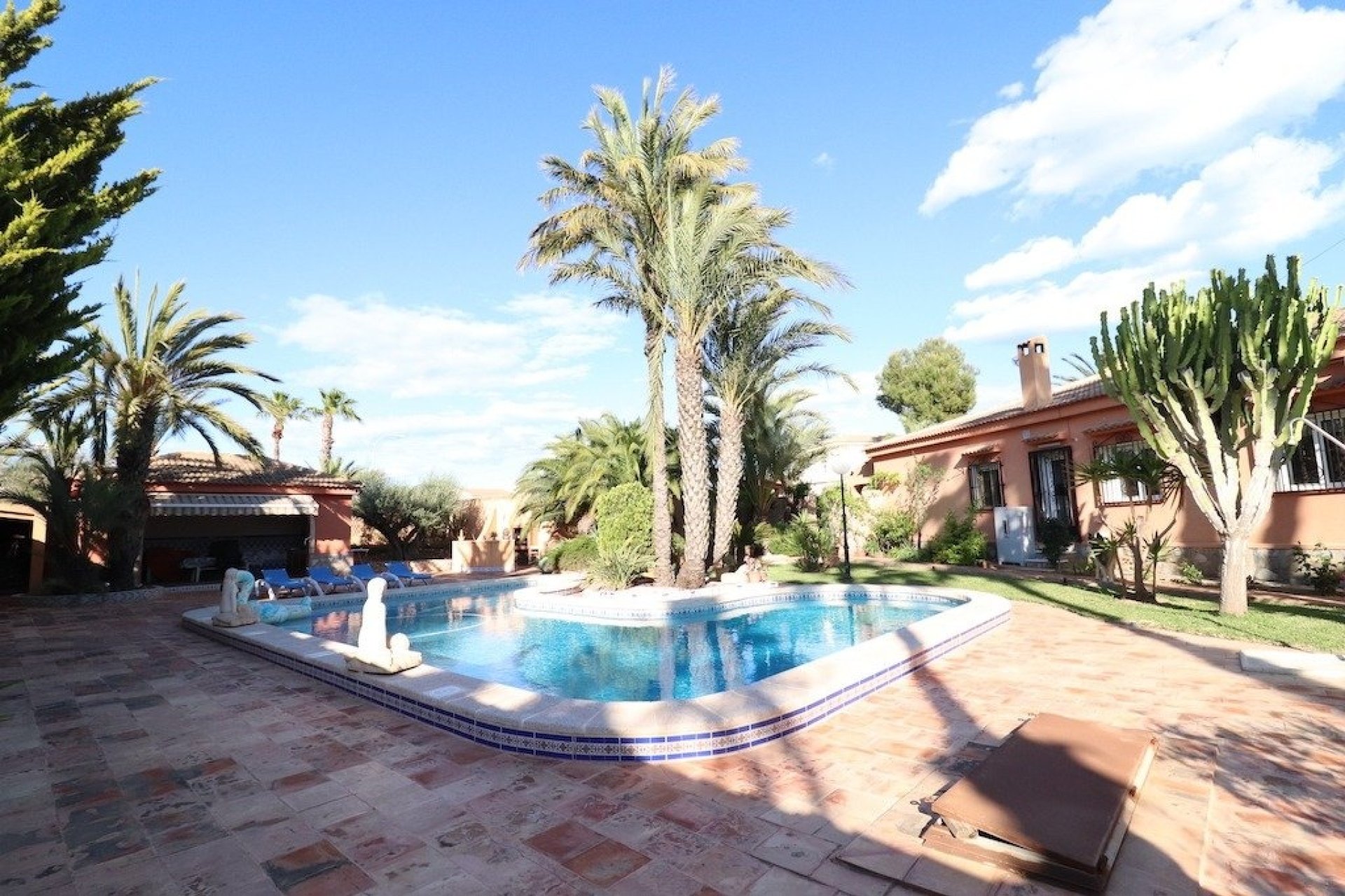 Herverkoop - Villa -
Torrevieja - Costa Blanca
