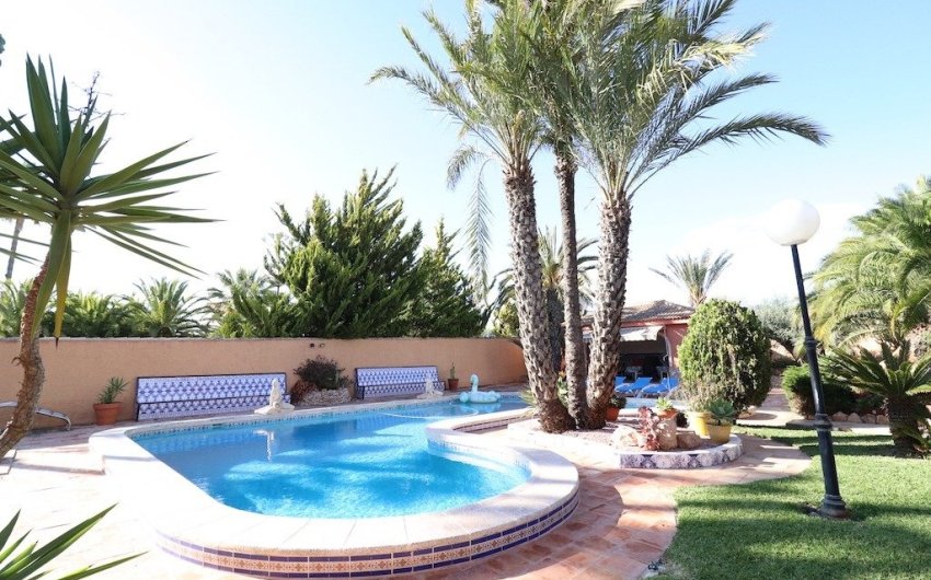 Herverkoop - Villa -
Torrevieja - Costa Blanca