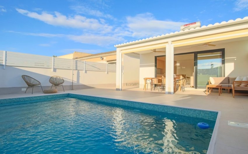 Herverkoop - Villa -
Torrevieja - Costa Blanca