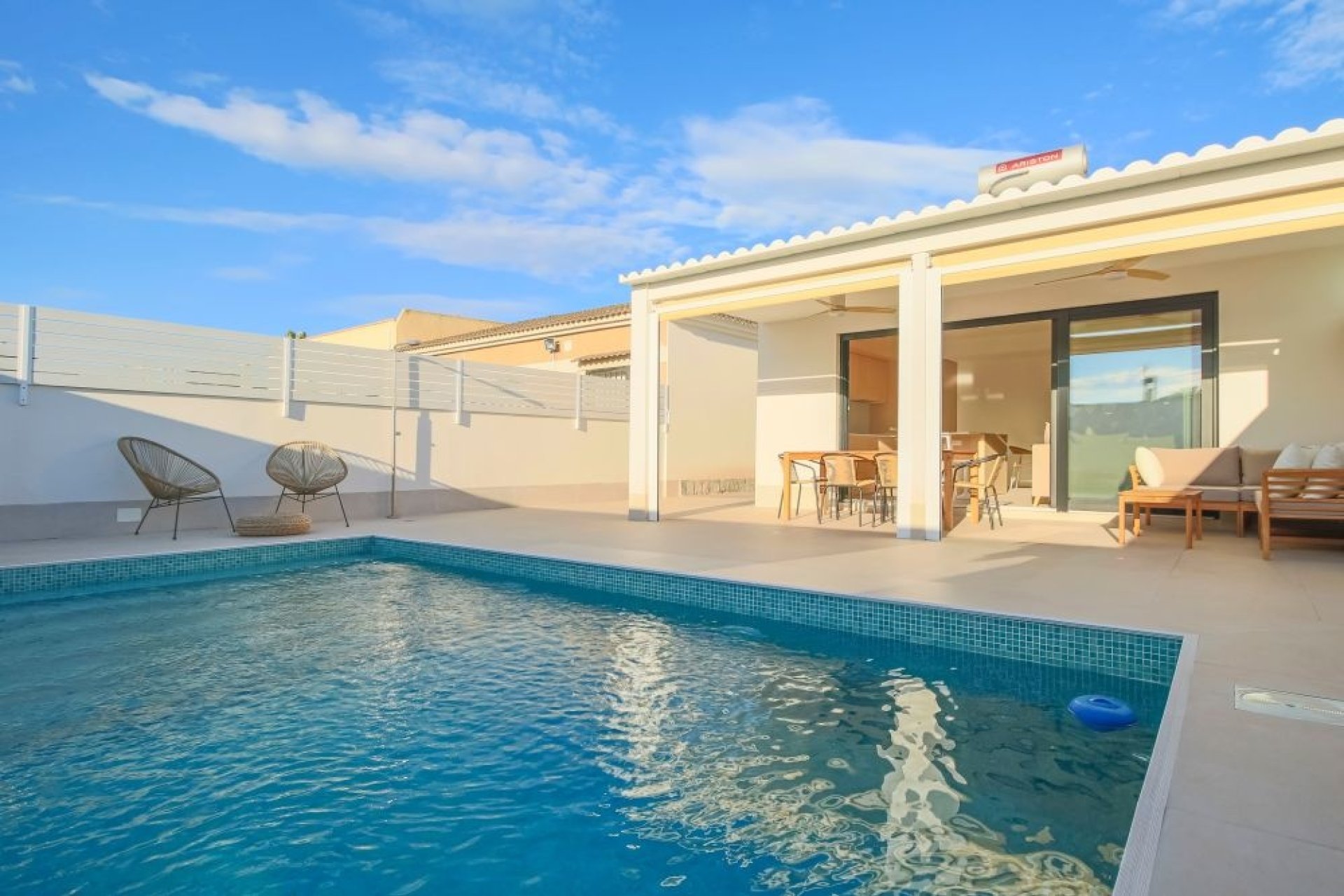 Herverkoop - Villa -
Torrevieja - Costa Blanca