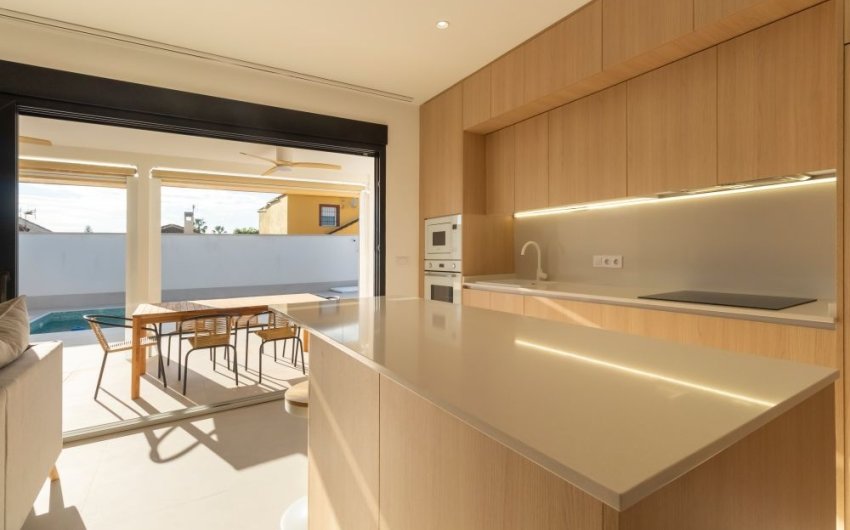 Herverkoop - Villa -
Torrevieja - Costa Blanca