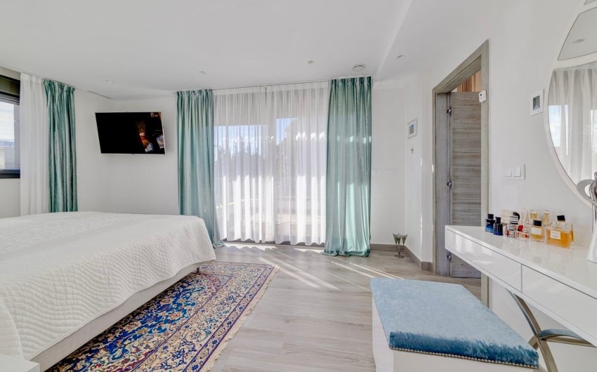 Herverkoop - Villa -
Torrevieja - Costa Blanca