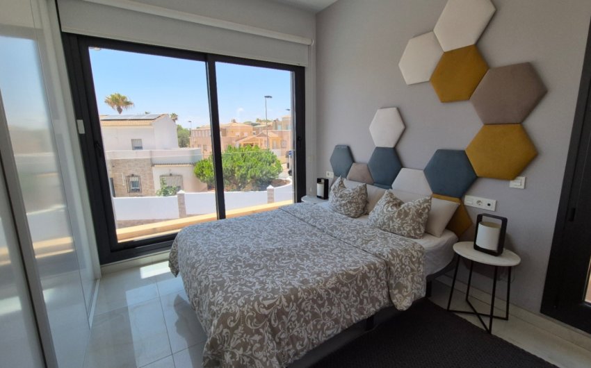Herverkoop - Villa -
Torrevieja - Costa Blanca
