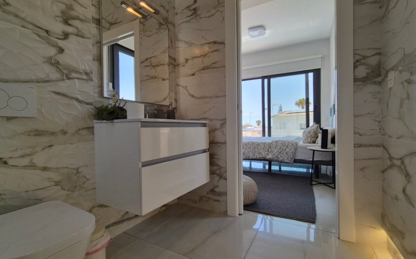 Herverkoop - Villa -
Torrevieja - Costa Blanca