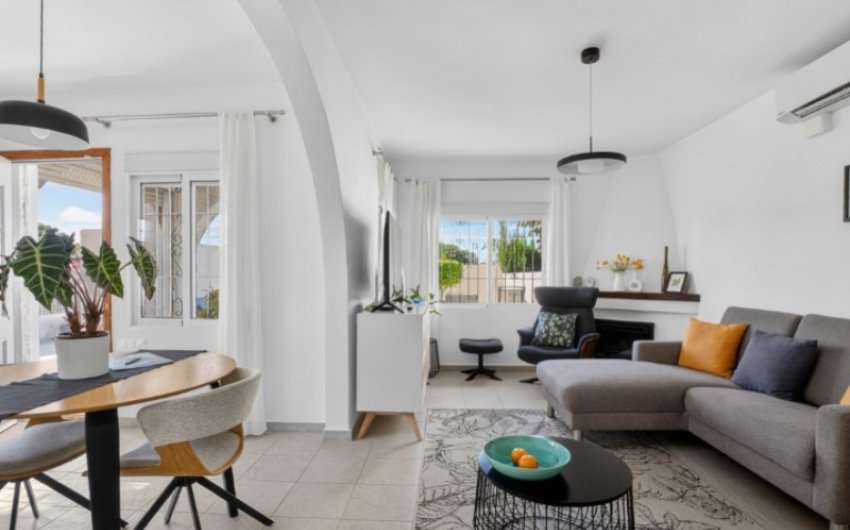 Herverkoop - Villa -
Torrevieja - Costa Blanca