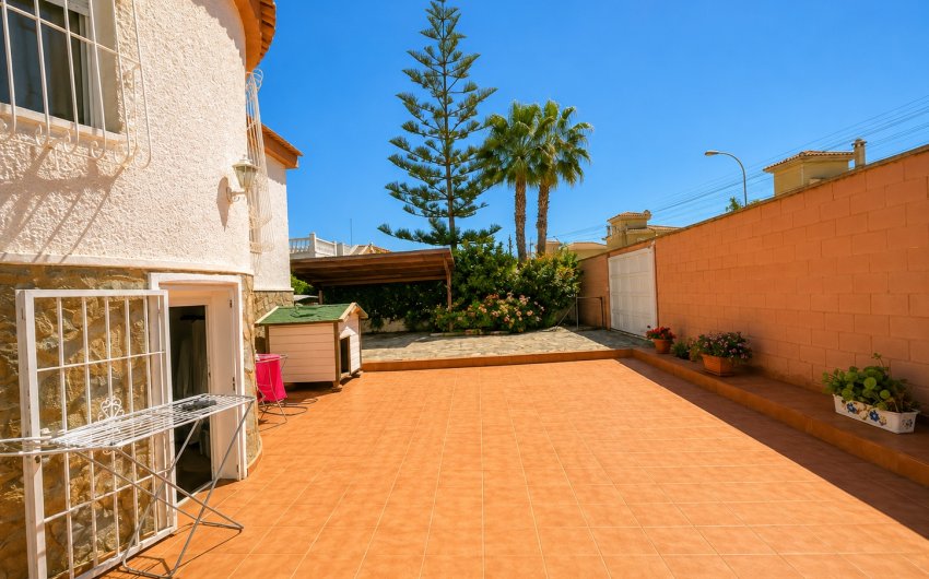 Herverkoop - Villa -
Torrevieja - Costa Blanca