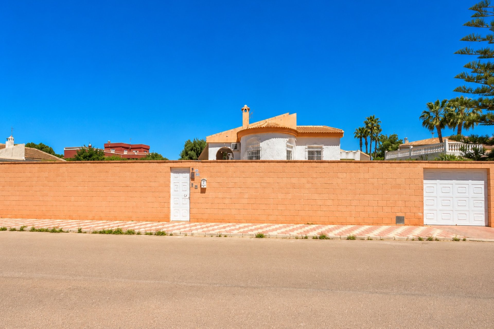 Herverkoop - Villa -
Torrevieja - Costa Blanca