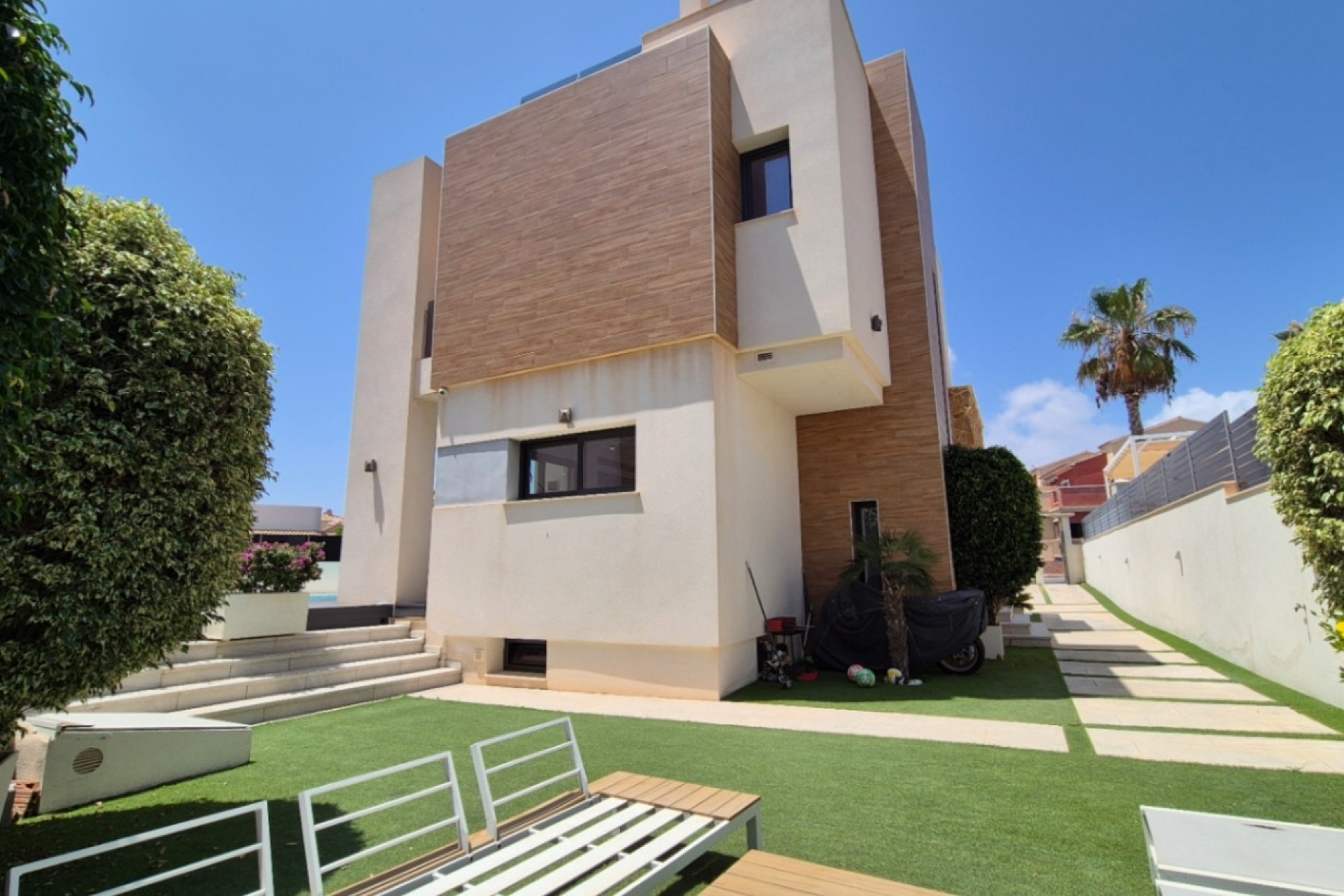 Herverkoop - Villa -
Torrevieja - Costa Blanca