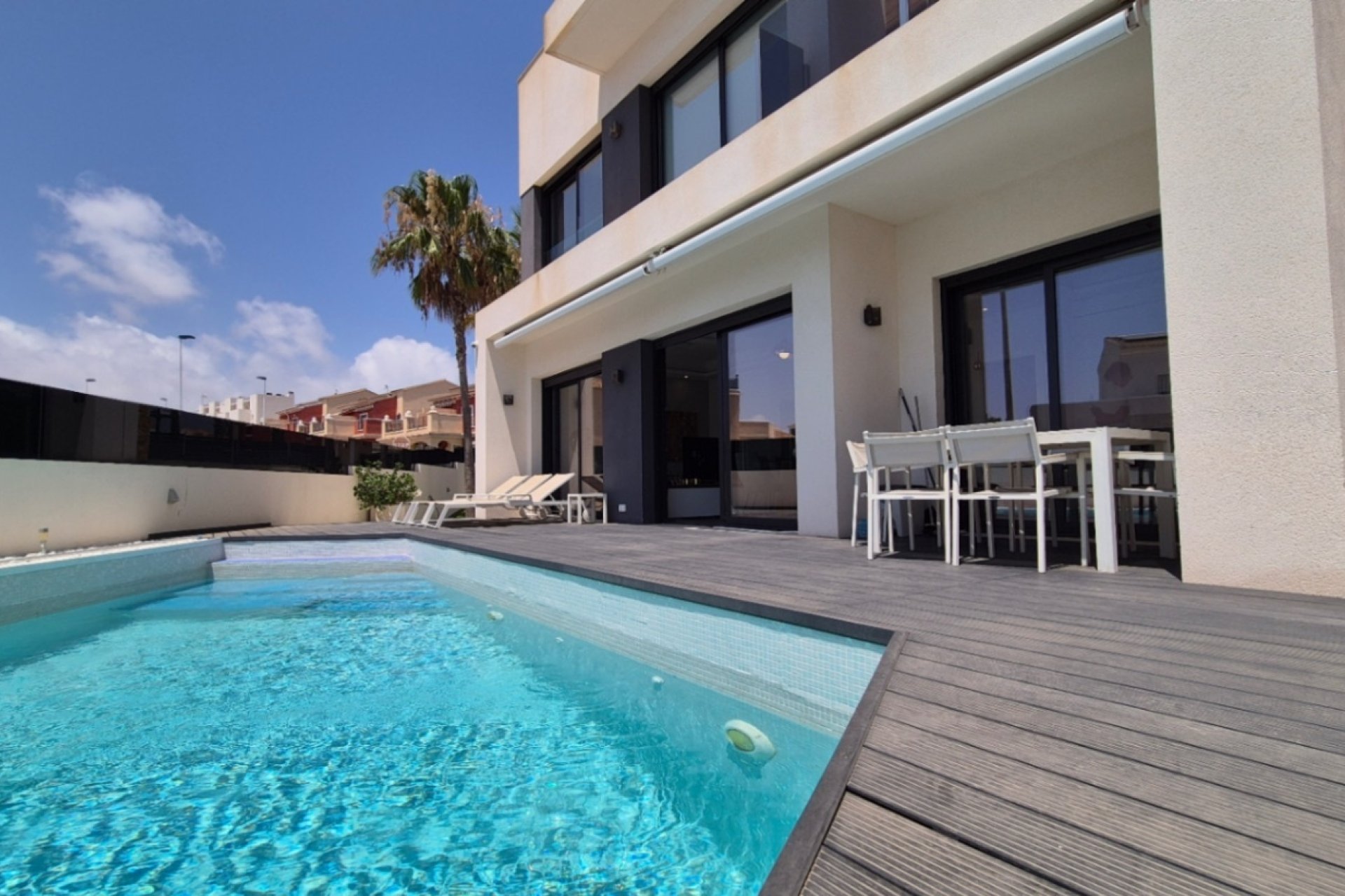 Herverkoop - Villa -
Torrevieja - Costa Blanca