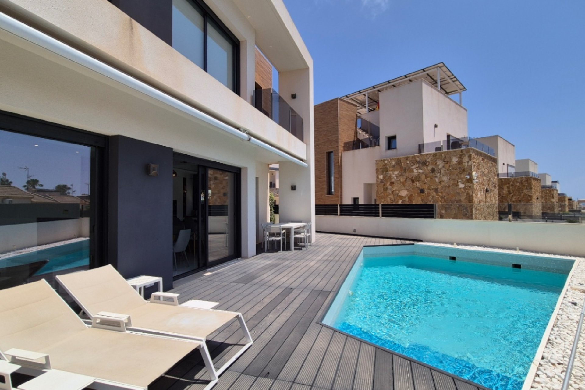 Herverkoop - Villa -
Torrevieja - Costa Blanca