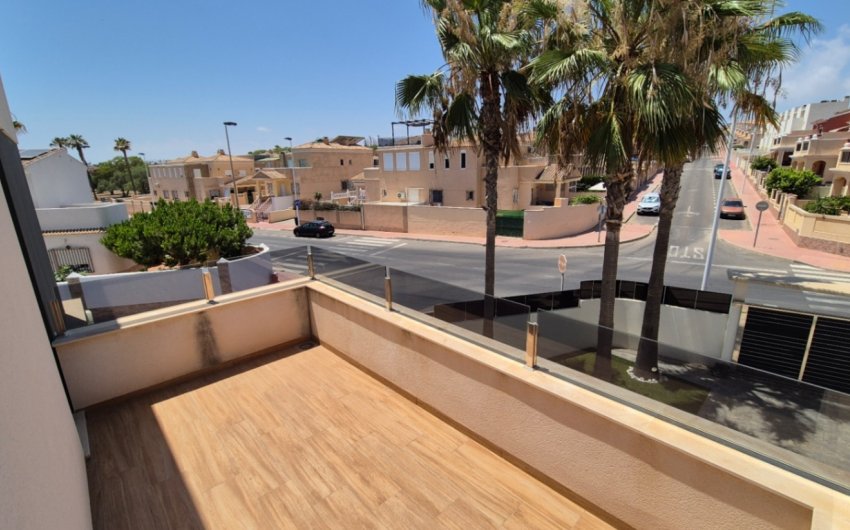 Herverkoop - Villa -
Torrevieja - Costa Blanca