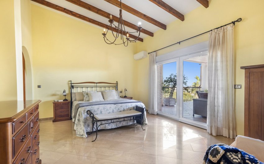 Herverkoop - Villa -
Torrevieja - Costa Blanca