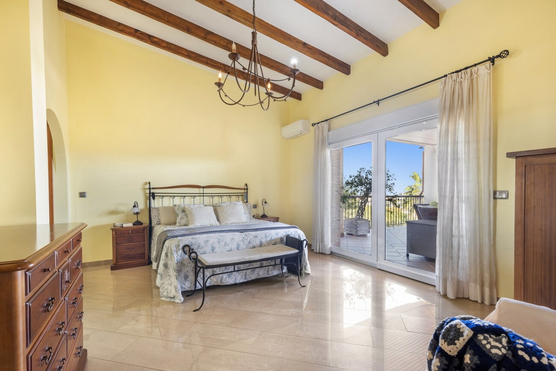 Herverkoop - Villa -
Torrevieja - Costa Blanca