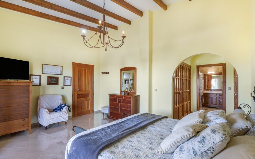 Herverkoop - Villa -
Torrevieja - Costa Blanca