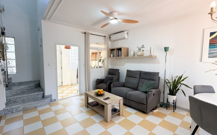 Herverkoop - Villa -
Torrevieja - Costa Blanca