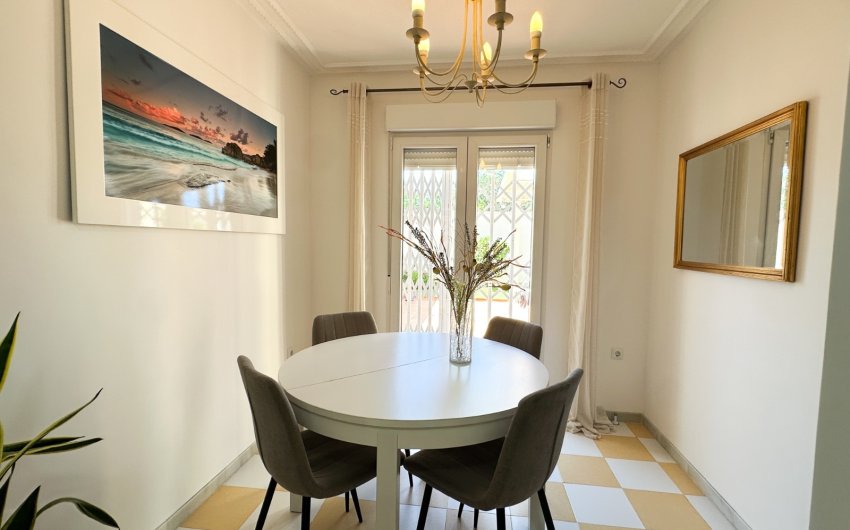 Herverkoop - Villa -
Torrevieja - Costa Blanca