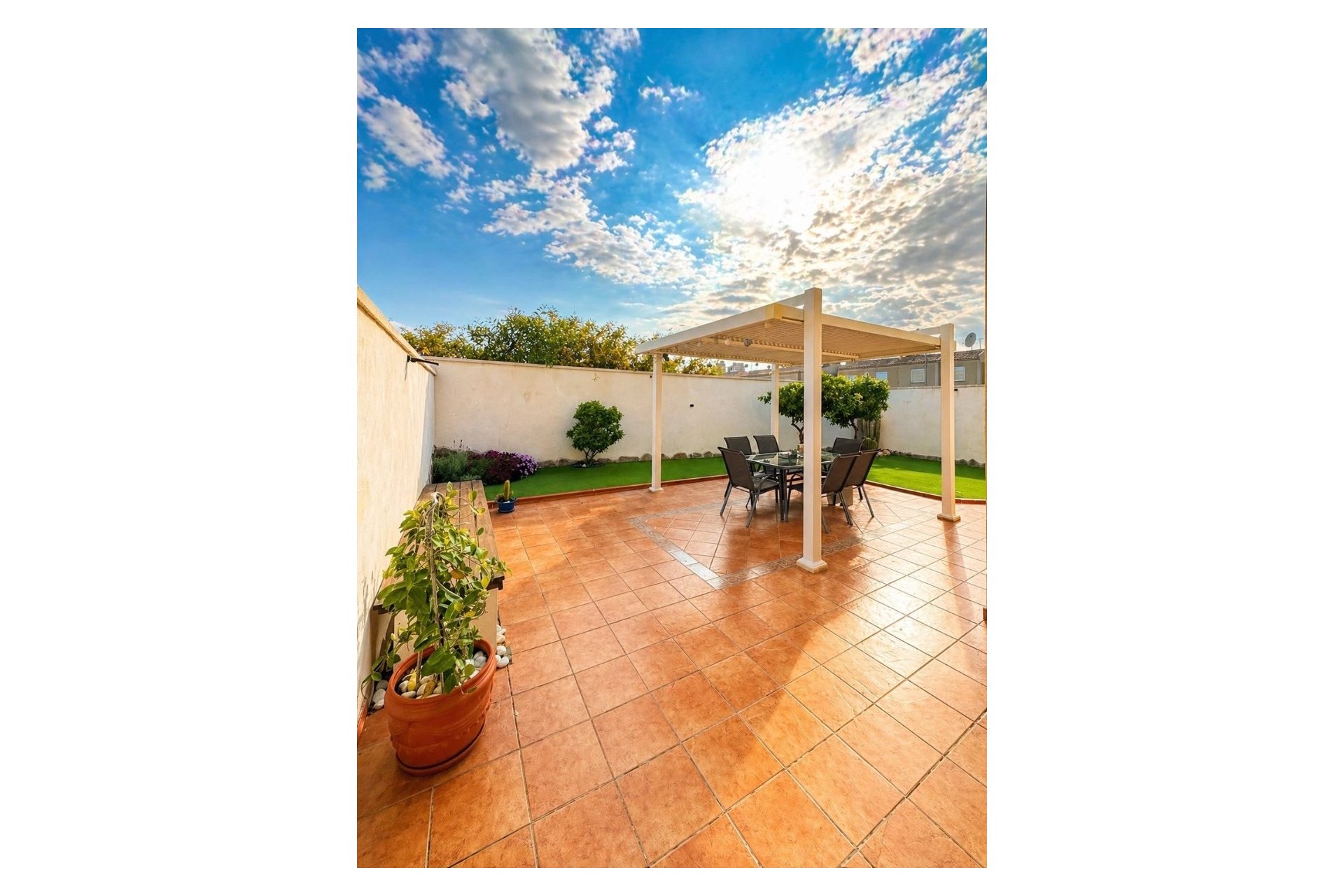 Herverkoop - Villa -
Torrevieja - Costa Blanca