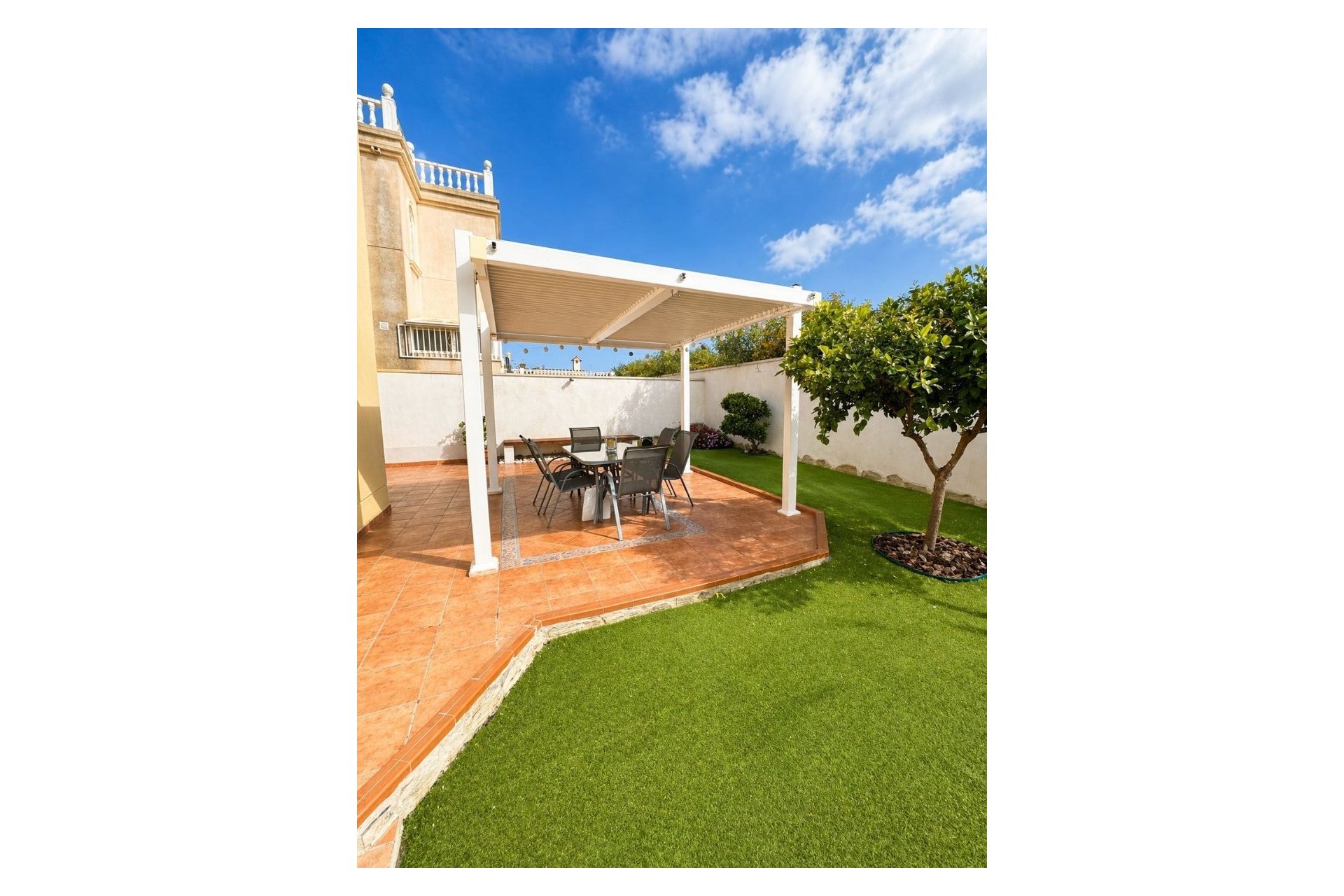 Herverkoop - Villa -
Torrevieja - Costa Blanca