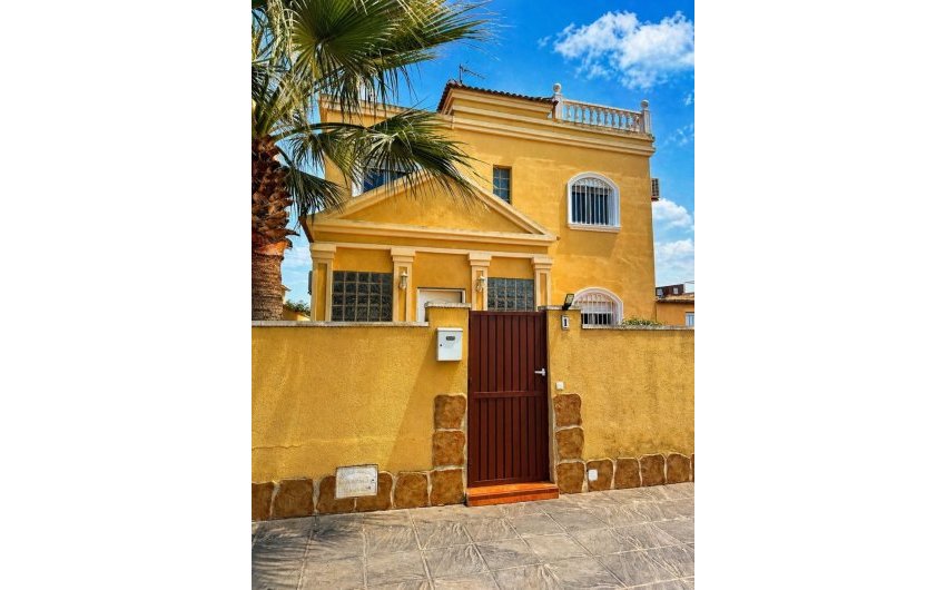 Herverkoop - Villa -
Torrevieja - Costa Blanca