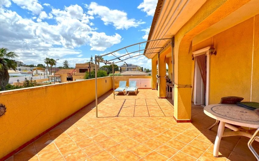 Herverkoop - Villa -
Torrevieja - Costa Blanca