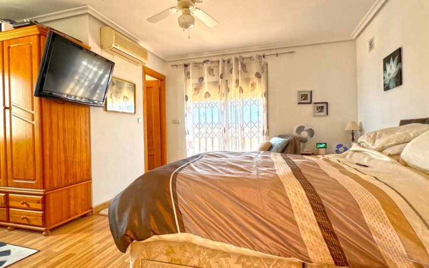 Herverkoop - Villa -
Torrevieja - Costa Blanca