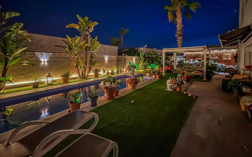 Herverkoop - Villa -
Torrevieja - Costa Blanca