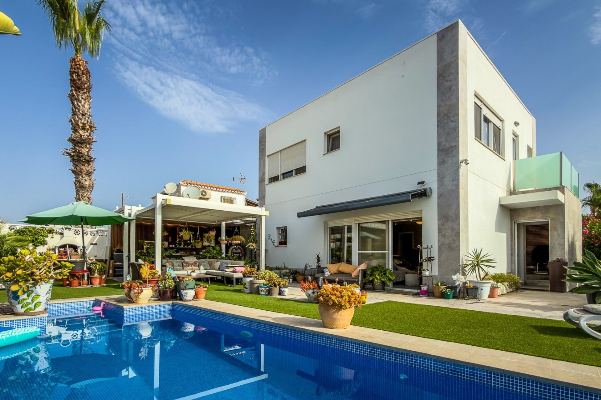 Herverkoop - Villa -
Torrevieja - Costa Blanca