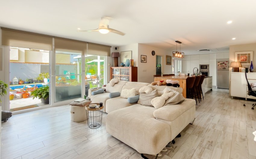 Herverkoop - Villa -
Torrevieja - Costa Blanca